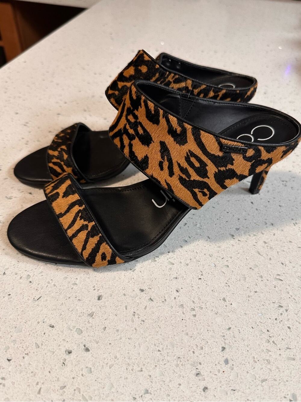 Calvin Klein Cecily Leopard Calf Hair Mule Heels Sandals Size 9.5 Animal Print